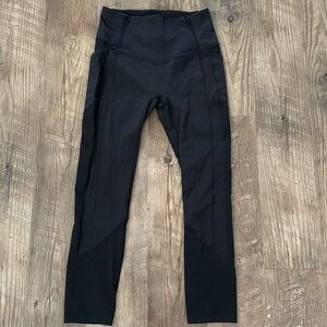 Black lululemon leggings size 6